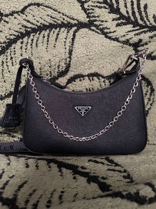 Borsa Prada Re-Edition nera