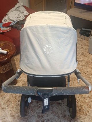 Carrito de Bebé Bugaboo con Capazo y Silla