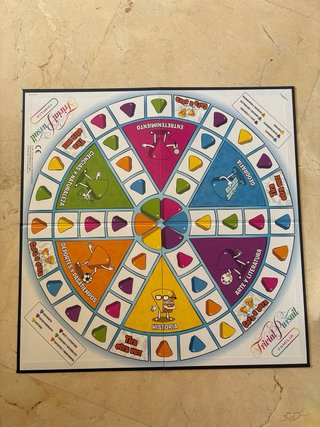 Trivial Pursuit Familia