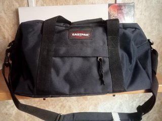 Bolsa de Deporte Eastpak Negra