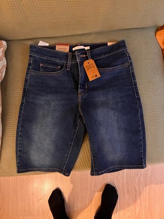 Bermudas Levi's Shaping Talla 27 mex talla 36 esp