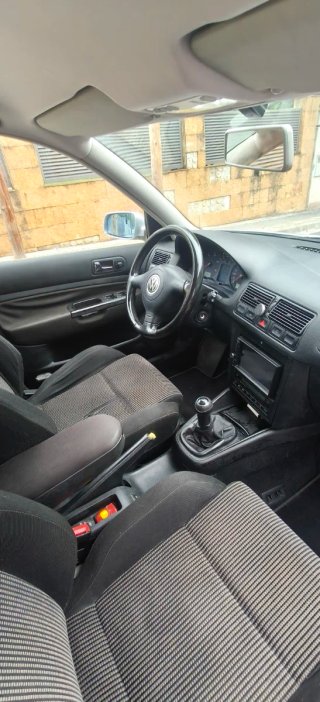 Volkswagen Golf 2002