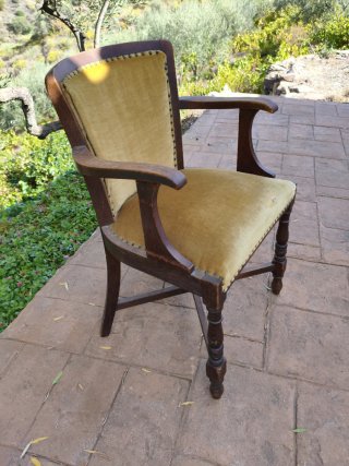 Poltrona Inglese in Rovere. Antica. Perfetta