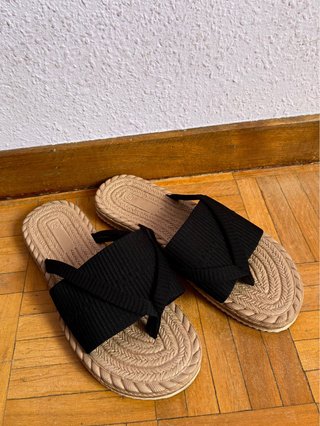 Chanclas negras
