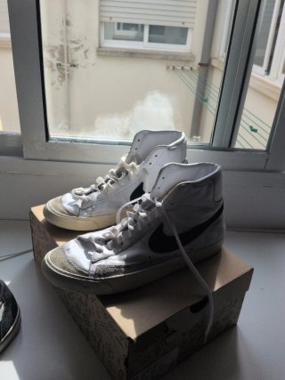 Zapatillas Nike Blazer Blancas y Negras