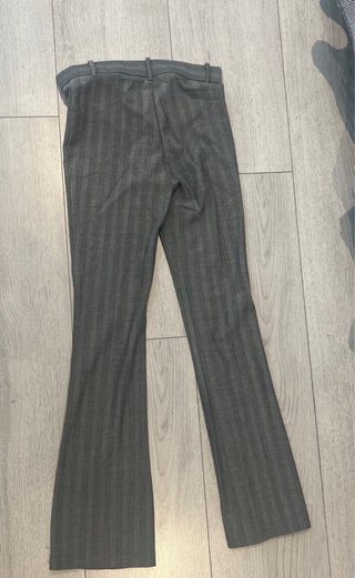 Pantalón Gris Zara