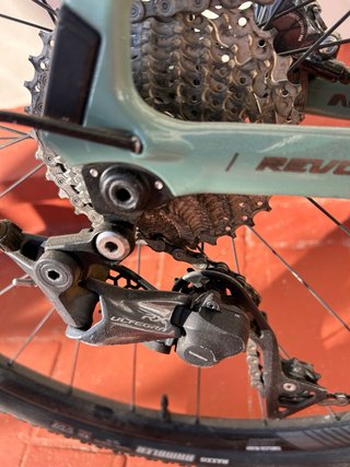 Bicicleta de Gravel Giant Revolt Advanced 0