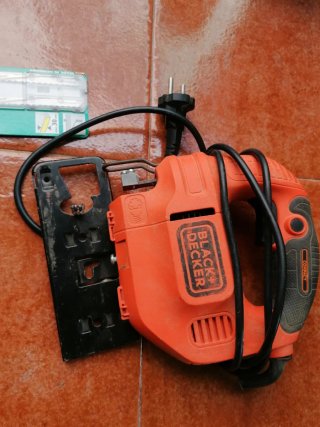 Set Lijadora y Caladora Black+Decker