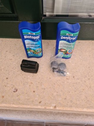 Accesorios Acuario JBL Biotopol y Denitrol