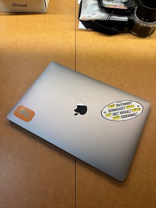 MacBook Pro 13 2020 (Intel Core i5)