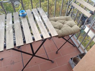 Mesa y 2 sillas balcón