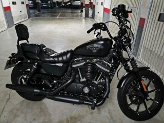 Harley Davidson Sportster Iron 883 2017 Negra