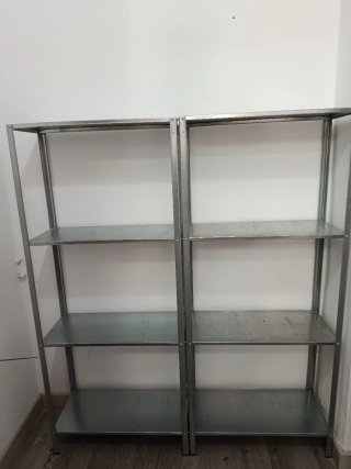 Scaffalature metalliche argentate