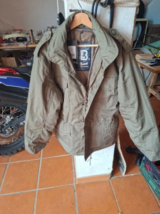 Chaqueta Brandit M65 Talla L nueva a estrenar,