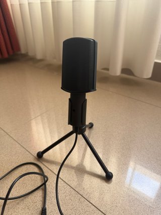 Micrófono sobremesa jack 3,5 mm con trípode
