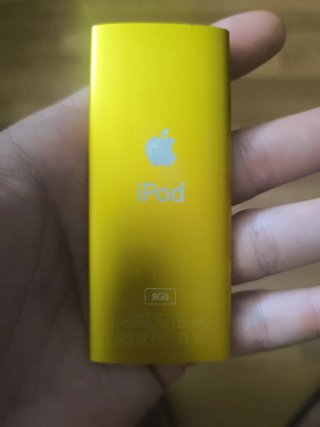 iPod Nano 4G Amarillo