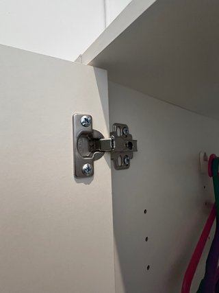 Armario IKEA de dos puertas blanco