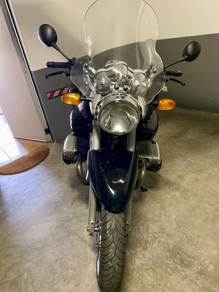 BMW R 1150 R con maletas, cuidada y con uso diario