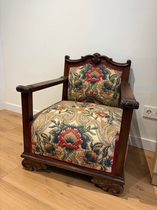 Butaca antigua de madera (Vintage) para restaurar