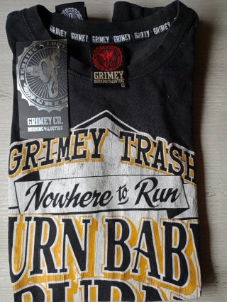 Camiseta Grimey Burn Baby Burn