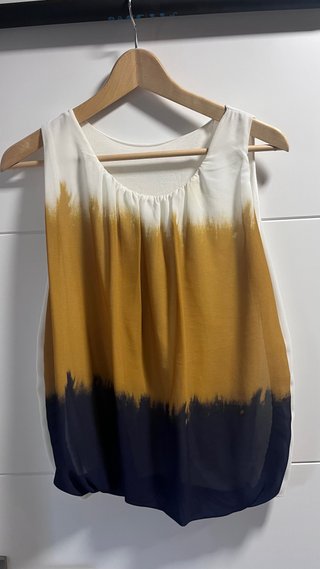 Blusa sin mangas con estampado degradado