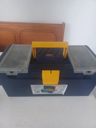 Caja con varias herramientas Tayg N.º 12
