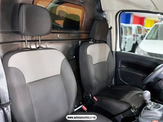RENAULT KANGOO CON DOS AÑOS DE GARANTIA