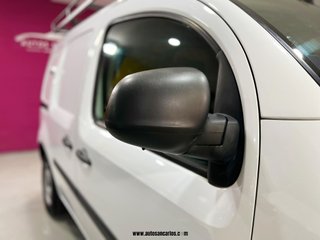 RENAULT KANGOO CON DOS AÑOS DE GARANTIA