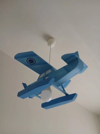 Lámpara Infantil de Techo Avión de Madera