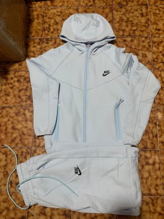 Conjunto Nike Tech Fleece Azul