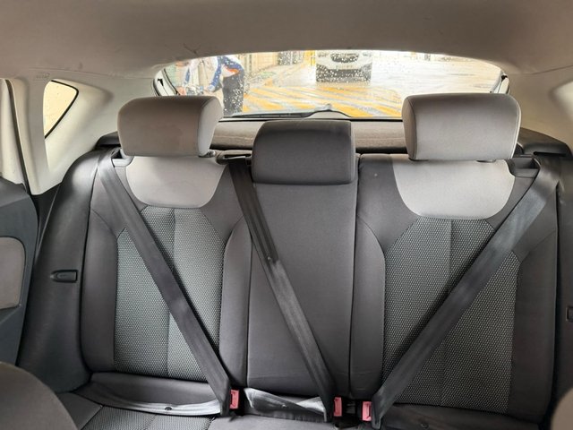 SEAT Leon 2009 1.9 tdi pegatina B