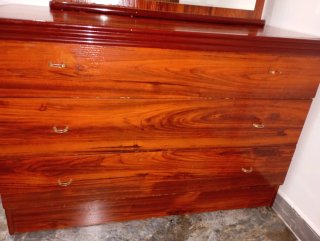 Tocador de Madera con Espejo