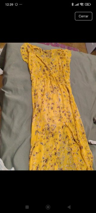 Vestido amarillo largo floral