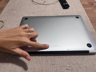 MacBook Air 13” 2015 i5 4GB 128GB SSD + Cargador
