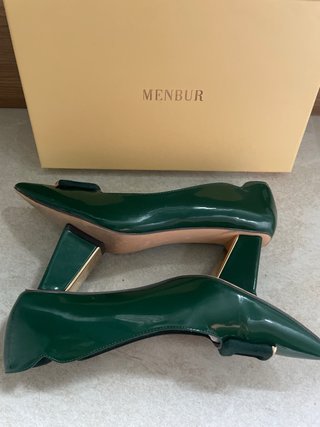 Zapatos de salón Menbur verdes Talla 39
