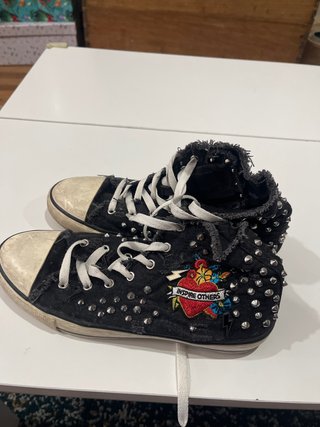 Zapatillas Zara Tachuelas