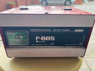 Cargador Baterías Ferve F-885 12V 5A