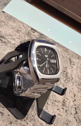 Seiko 5 TV 7019-5000 Automático Vintage 1974