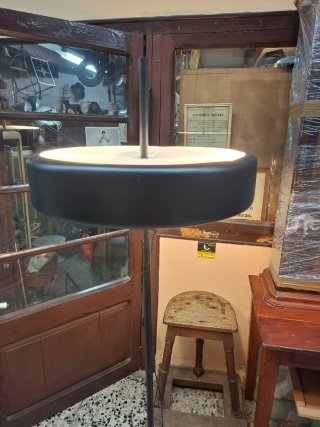 Lámpara de pie estilo vintage