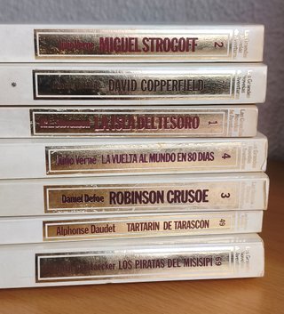 Lote de 7 libros de aventuras