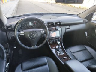 Mercedes C320 CDI del año 2007 con 140.000 km.