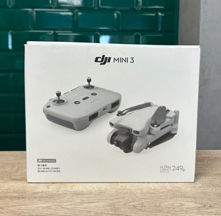 Dron DJI Mini 3 Fly More Combo