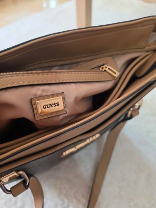 Bolso Guess Mediano Marrón y beige