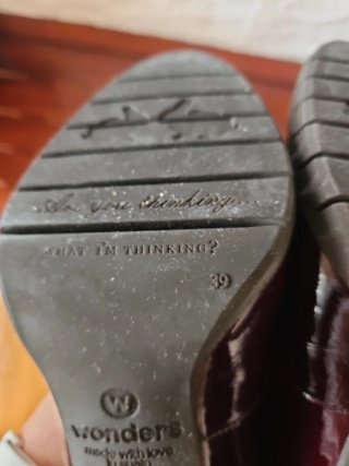 Zapatos Wonders Tacon Vino Charol