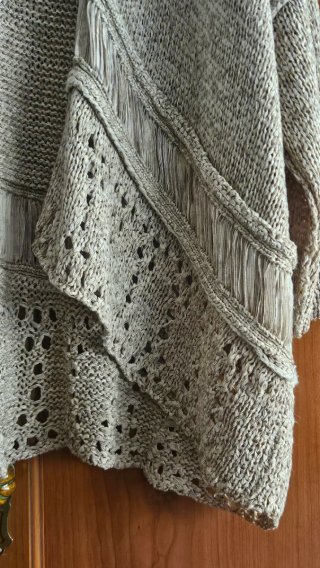 Chaqueta de punto Zara.