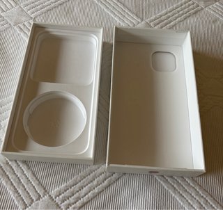 Caja y Bolsa Apple iPhone 13 Rosa