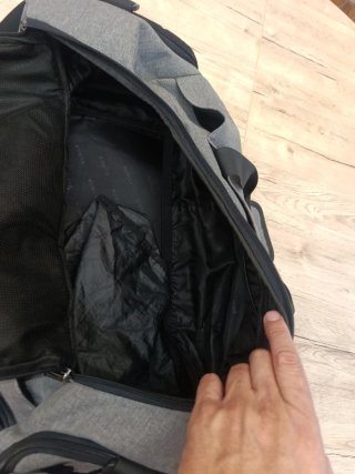 Mochila de Deporte o Viaje Gris
