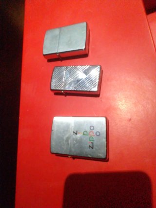 Set di 3 accendini Zippo