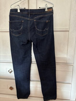 Pantalón vaquero azul oscuro Mango