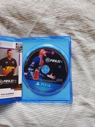 Lote 3 Giochi PS4: FIFA 20, 21, 22